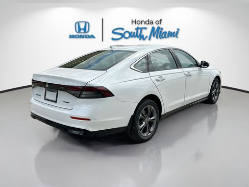 New 2025 Honda Accord EX-L image 7