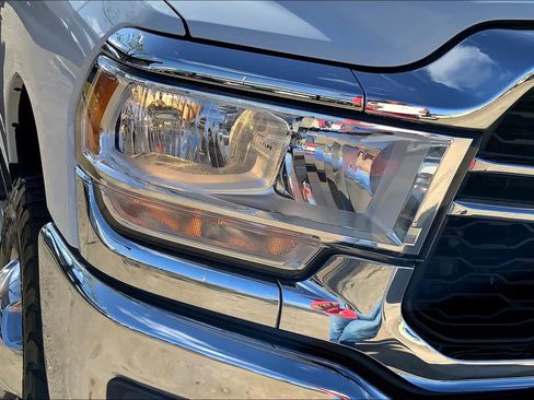 Used 2024 RAM 3500 Tradesman w/ Chrome Appearance Group AWD/4WD image 24