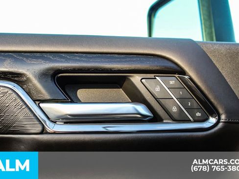 Used 2024 GMC Sierra 2500 AT4X w/ AT4X AEV Edition image 39