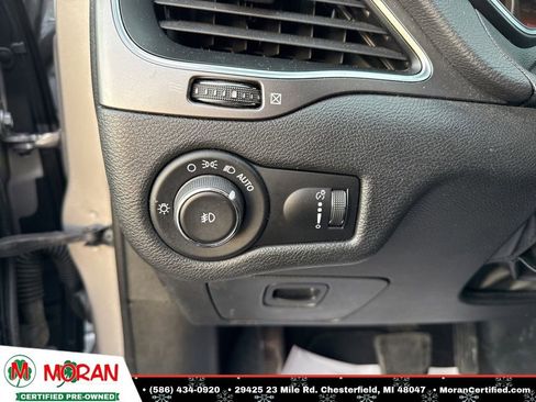 Used 2019 Jeep Cherokee Latitude w/ Popular Appearance Group image 16