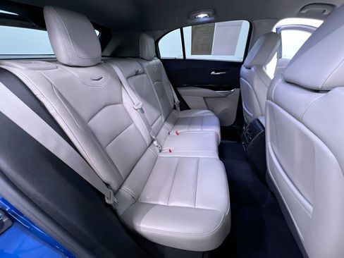 Used 2021 Cadillac XT4 Premium Luxury w/ Cold Weather Package AWD/4WD image 38