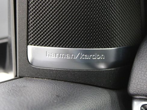 Used 2017 Mercedes-Benz GLS 450 4MATIC image 19