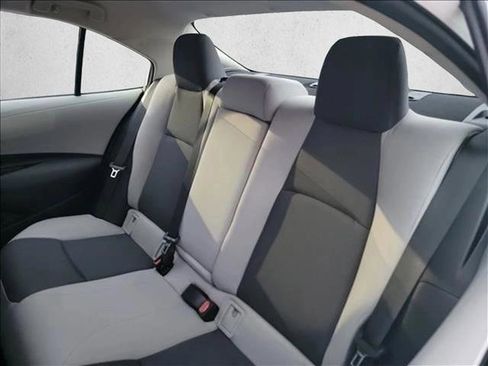 Used 2025 Toyota Corolla LE FWD image 14
