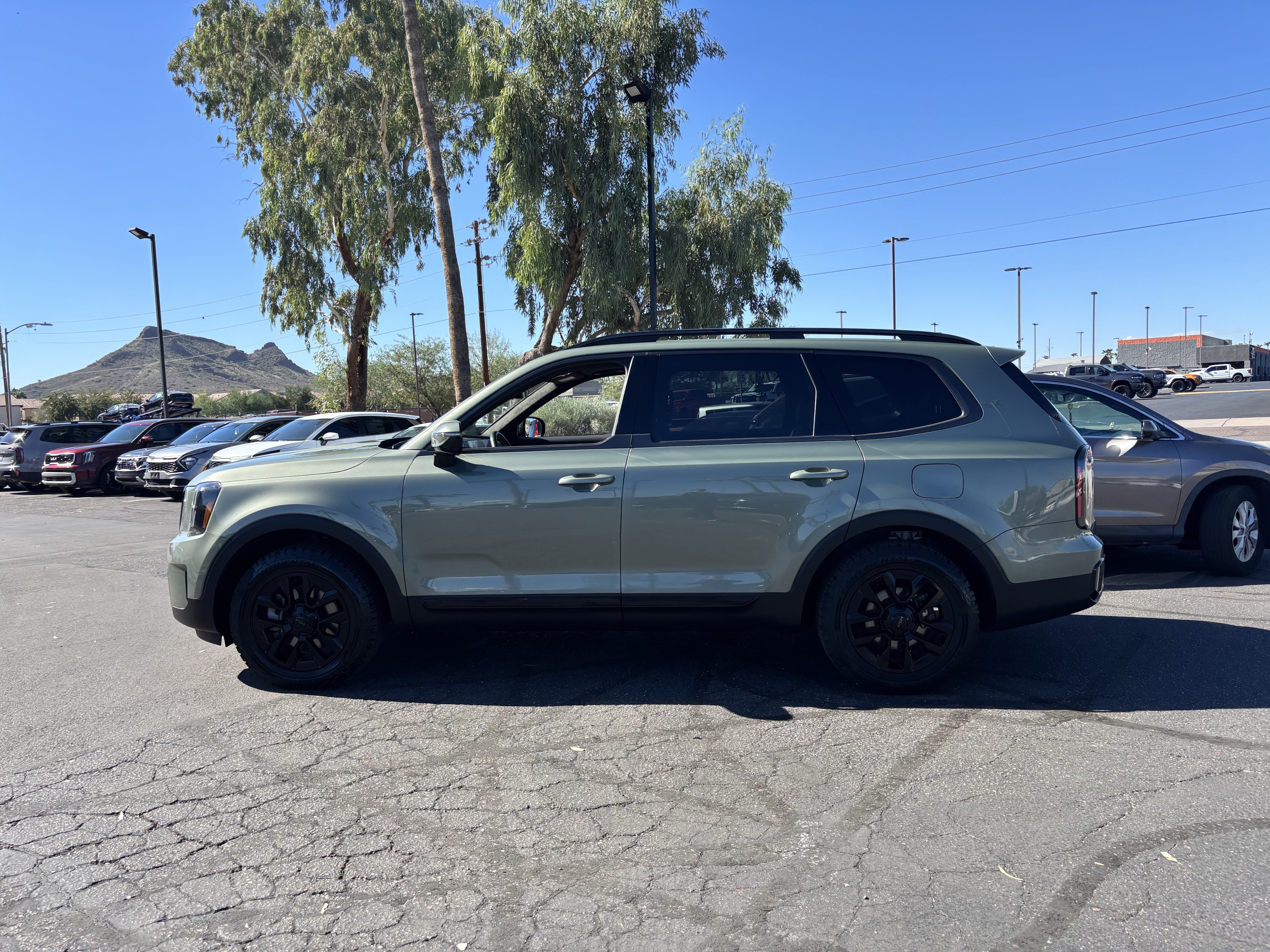 Certified 2025 Kia Telluride SX Prestige X-Pro AWD/4WD image 5
