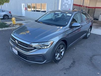 Used 2022 Volkswagen Jetta SE