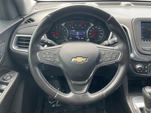 Used 2020 Chevrolet Equinox LT image 14