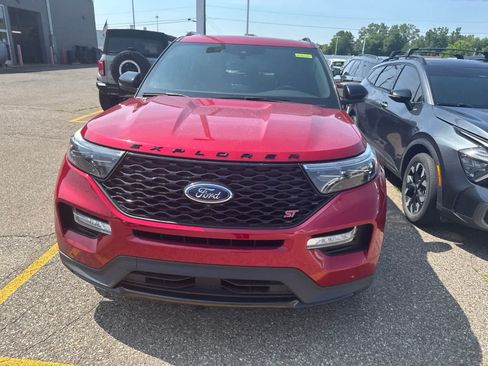 Used 2020 Ford Explorer ST w/ ST Street Pack AWD/4WD image 4