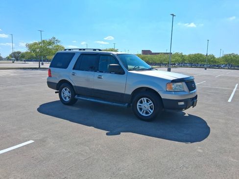 Used 2006 Ford Expedition XLT RWD image 8
