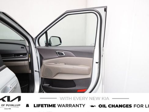 New 2026 Kia Carnival EX FWD image 15