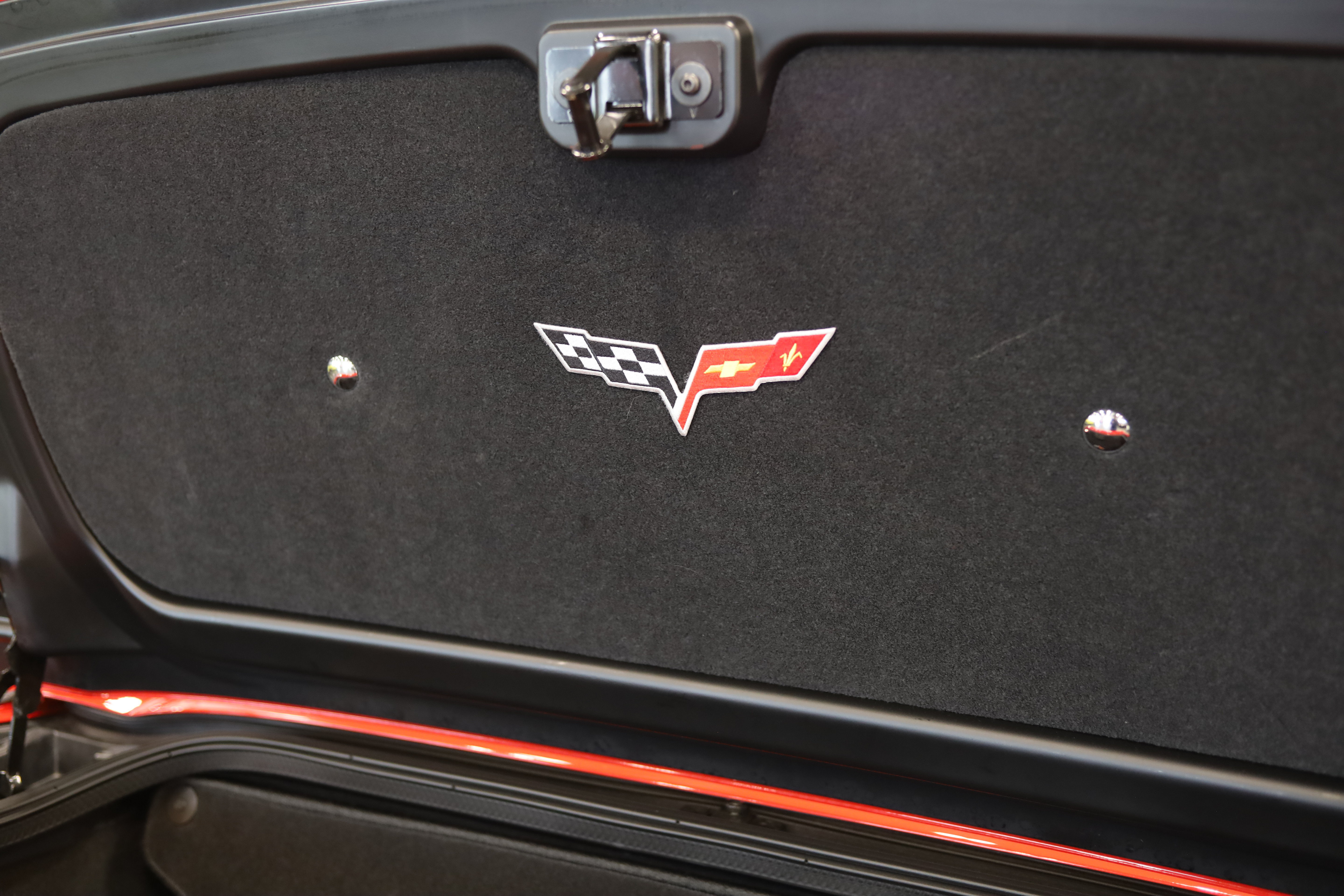 Used 2011 Chevrolet Corvette Grand Sport w/ Preferred Equipment Group RWD image 10