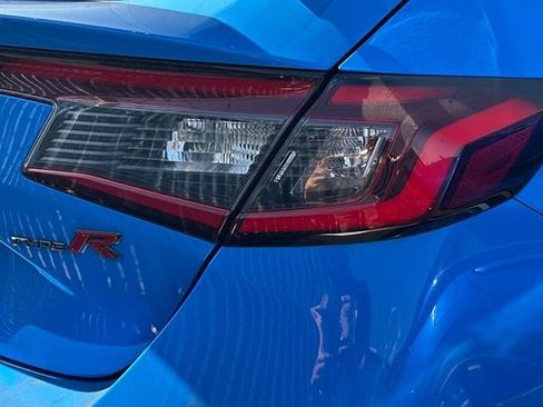 Used 2024 Honda Civic Type R image 7