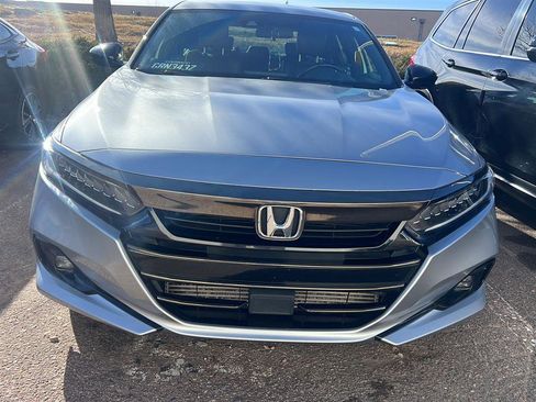 Used 2022 Honda Accord Sport image 10