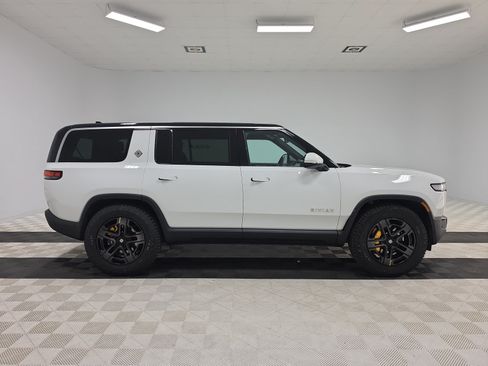 Used 2023 Rivian R1S Adventure Quad AWD/4WD image 6
