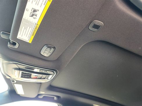 New 2025 Jeep Wagoneer S Limited image 17