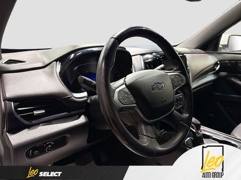 Used 2023 Chevrolet Traverse RS w/ LPO, Floor Liner Package AWD/4WD image 12