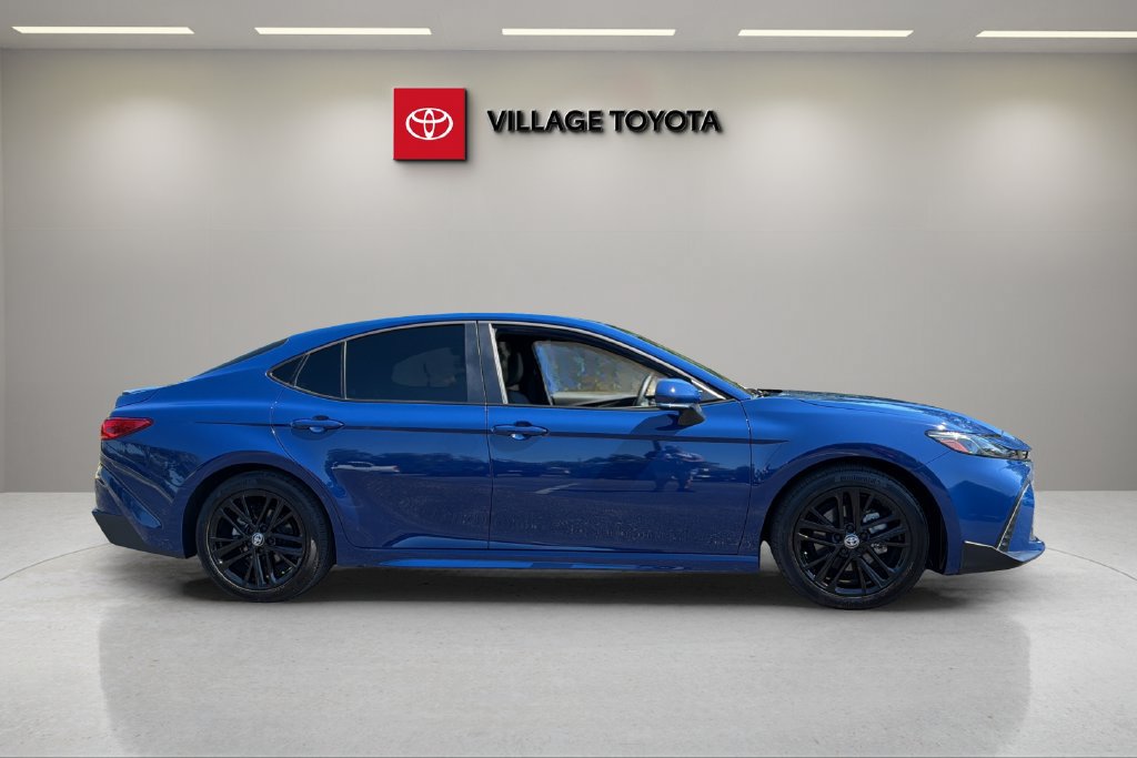 Certified 2026 Toyota Camry SE FWD image 5