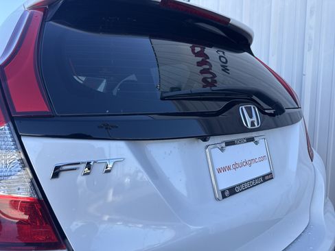 Used 2020 Honda Fit LX image 9