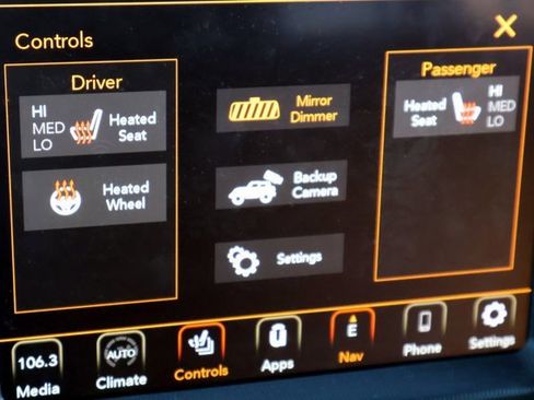 Used 2023 Jeep Wrangler Unlimited Sahara w/ Cold Weather Group image 7