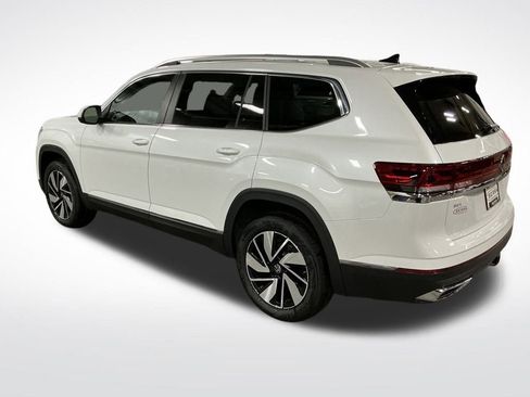 New 2026 Volkswagen Atlas SEL image 3