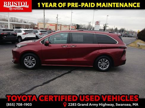 Certified 2023 Toyota Sienna XLE image 4