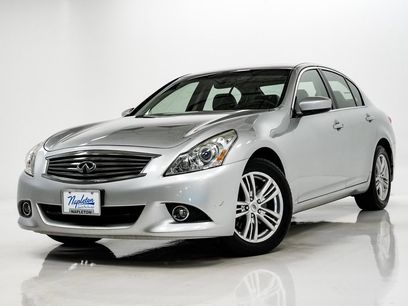 Used 2011 INFINITI G37 x w/ Premium Pkg