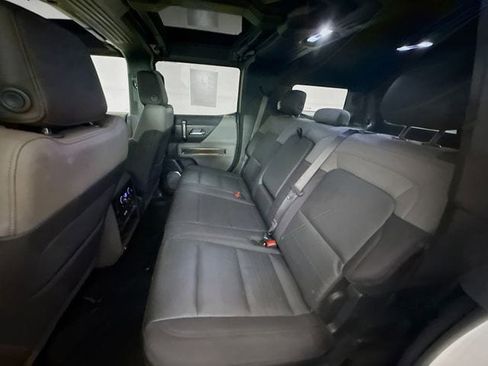 Used 2025 GMC Hummer EV 2X image 27