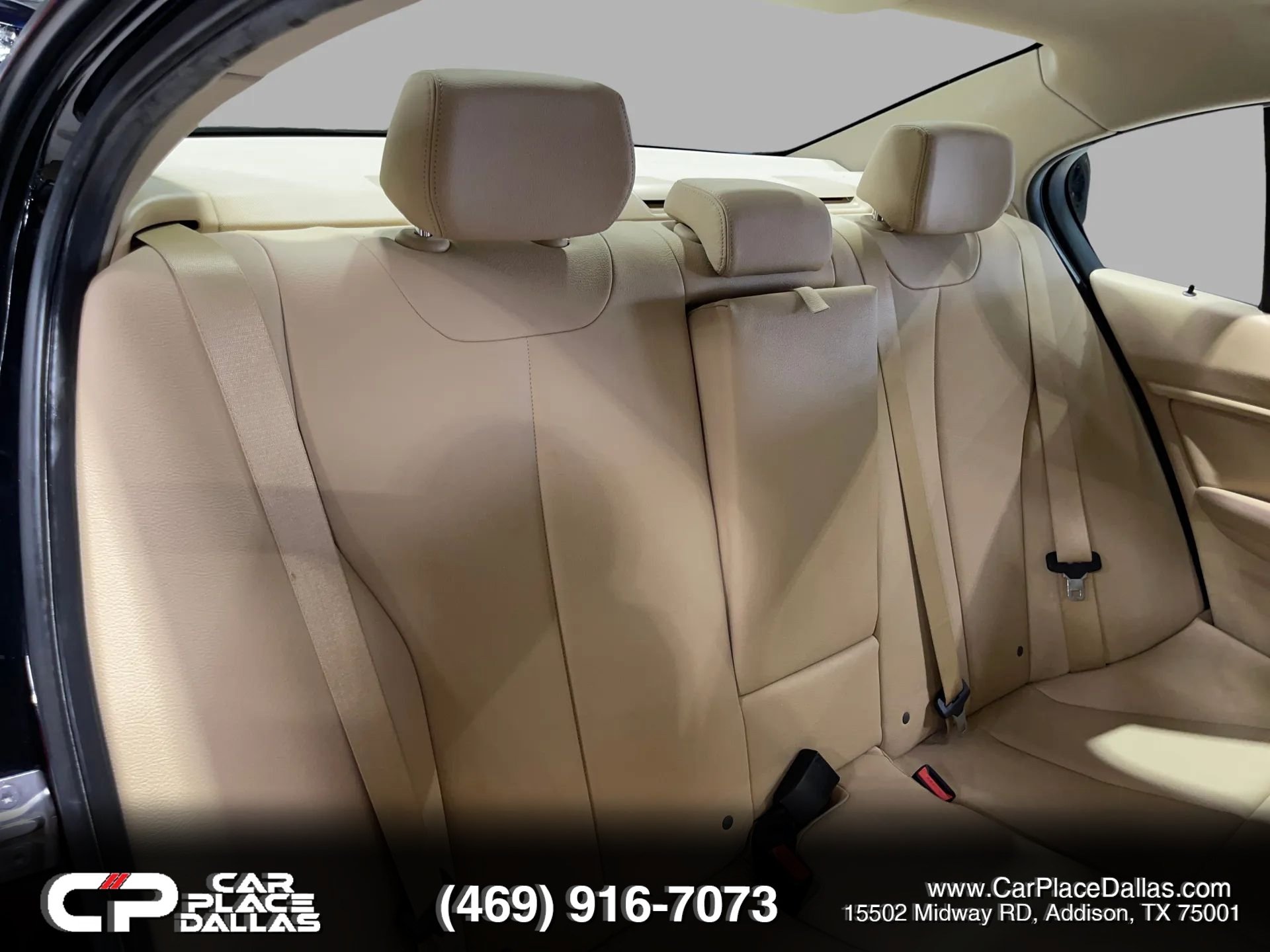 Used 2016 BMW 320i Sedan RWD image 28