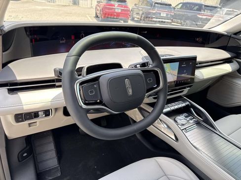 New 2026 Lincoln Nautilus Premier AWD/4WD image 32
