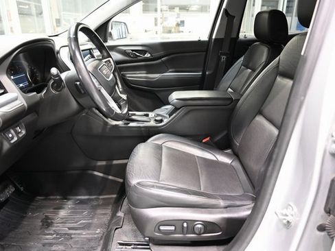 Used 2019 GMC Acadia SLT image 9