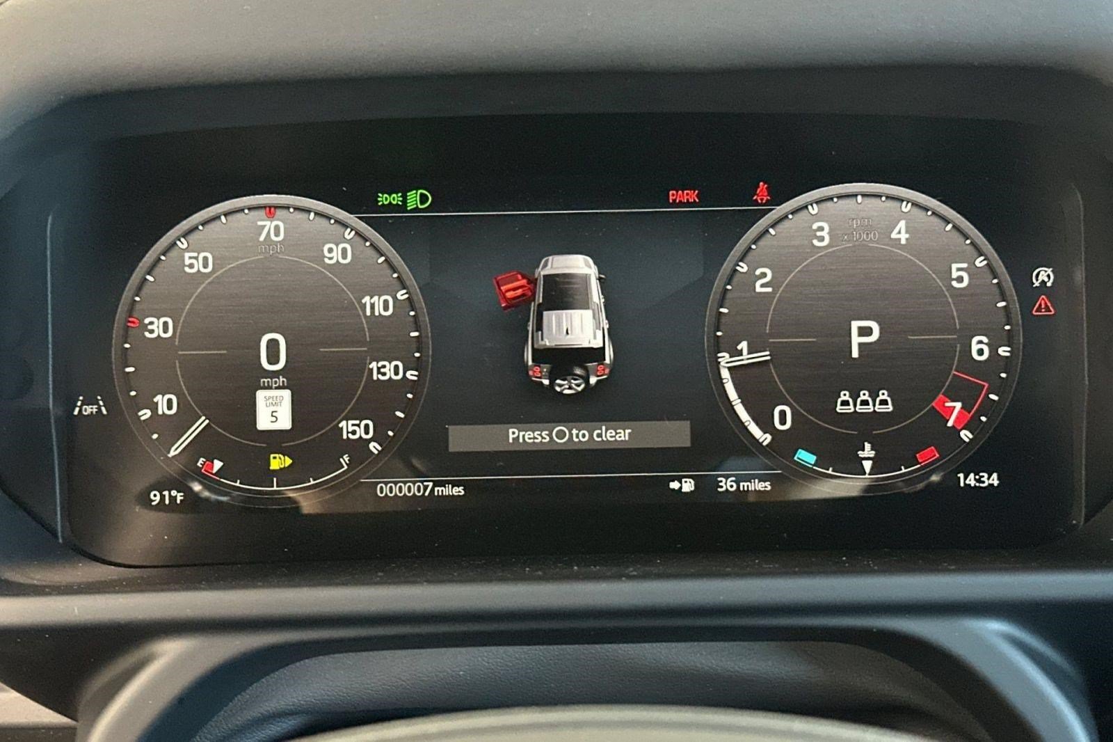 New 2026 Land Rover Defender 110 X-Dynamic SE AWD/4WD image 22