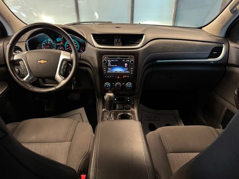 Used 2015 Chevrolet Traverse LT AWD/4WD image 9