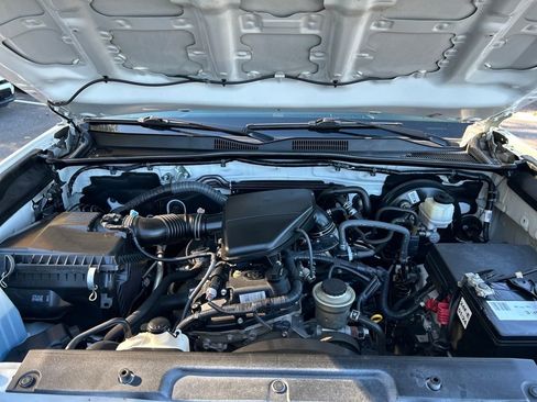 Used 2019 Toyota Tacoma SR5 image 11