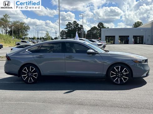 Certified 2025 Honda Accord Touring image 27