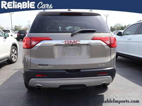Used 2019 GMC Acadia SLT w/ LPO, Floor Liner Package image 18
