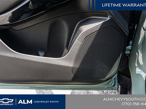 New 2026 Chevrolet Trax ACTIV w/ Sunroof Package FWD image 50