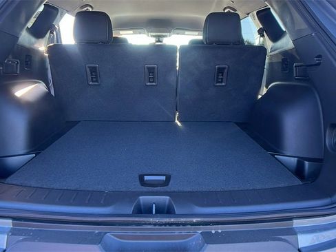 New 2025 Chevrolet Blazer LT w/ Midnight/Sport Edition image 10