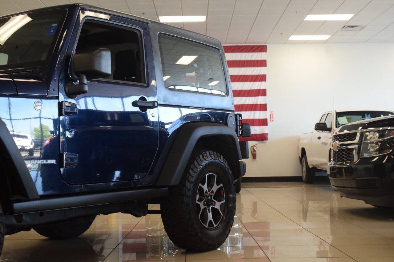 Used 2013 Jeep Wrangler Rubicon w/ PWR Convenience Group AWD/4WD image 16
