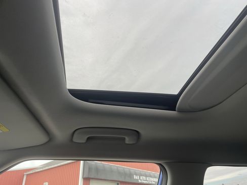 Certified 2023 Kia Soul GT-Line image 28