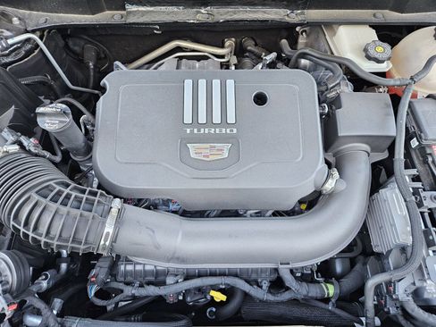 New 2025 Cadillac XT5 Luxury image 29