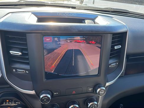 Used 2024 RAM 2500 Big Horn w/ Bed Utility Group image 34