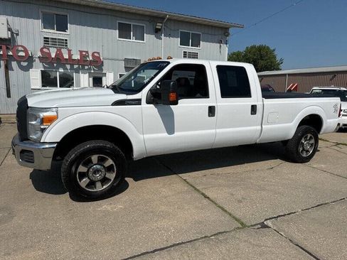 Used 2015 Ford F250 XL w/ Power Equipment Group AWD/4WD image 2