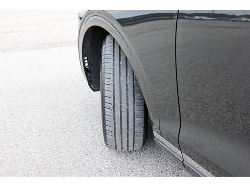 Used 2025 Genesis GV70 2.5T AWD/4WD image 33