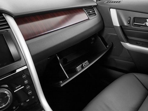 Used 2014 Ford Edge Limited w/ Equipment Group 302A AWD/4WD image 18