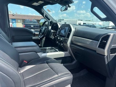 Certified 2022 Ford F250 Lariat w/ Lariat Ultimate Package AWD/4WD image 18