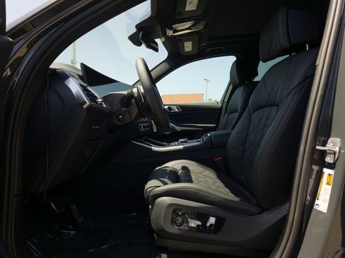 New 2026 BMW X5 sDrive40i w/ M Sport Package RWD image 8