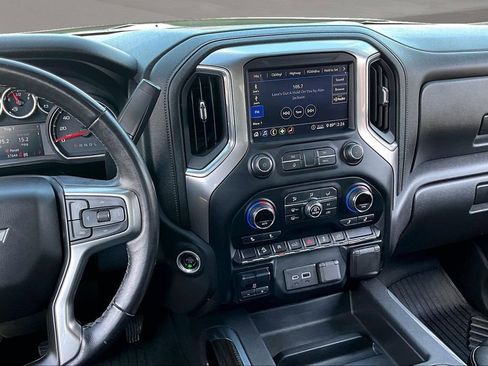 Used 2020 Chevrolet Silverado 1500 RST AWD/4WD image 10