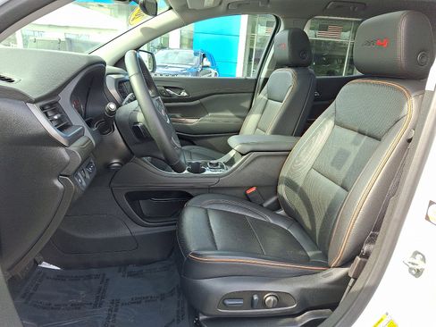 Used 2023 GMC Acadia AT4 w/ Technology Package image 14