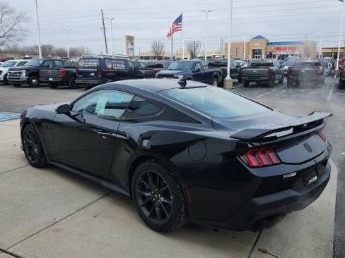 New 2026 Ford Mustang Dark Horse image 6