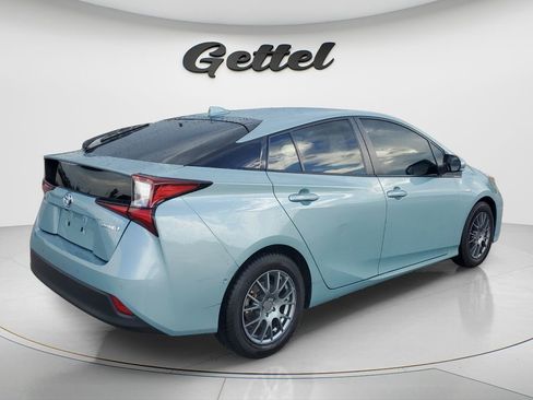 Used 2022 Toyota Prius LE FWD image 5