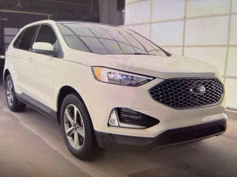Certified 2024 Ford Edge SEL w/ Convenience Package AWD/4WD image 21